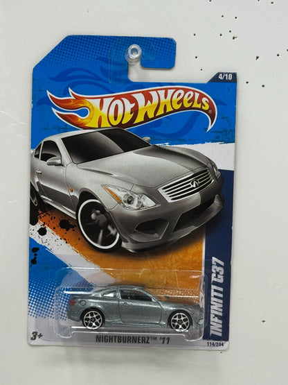 Hot Wheels Nightburnerz 2011 Infiniti G37 1:64 Diecast Silver
