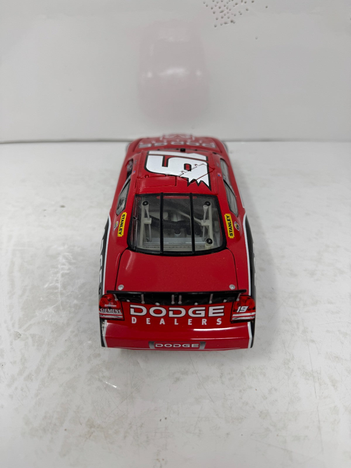 Action Nascar #19 Jeremy Mayfield Dodge Dealers 2006 Dodge Charger 1:24 Diecast