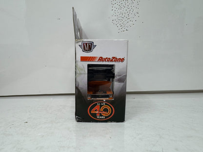 M2 Machines Auto Lift 1979 Chevrolet Scottsdale AutoZone 40 Years 1:64 Diecast