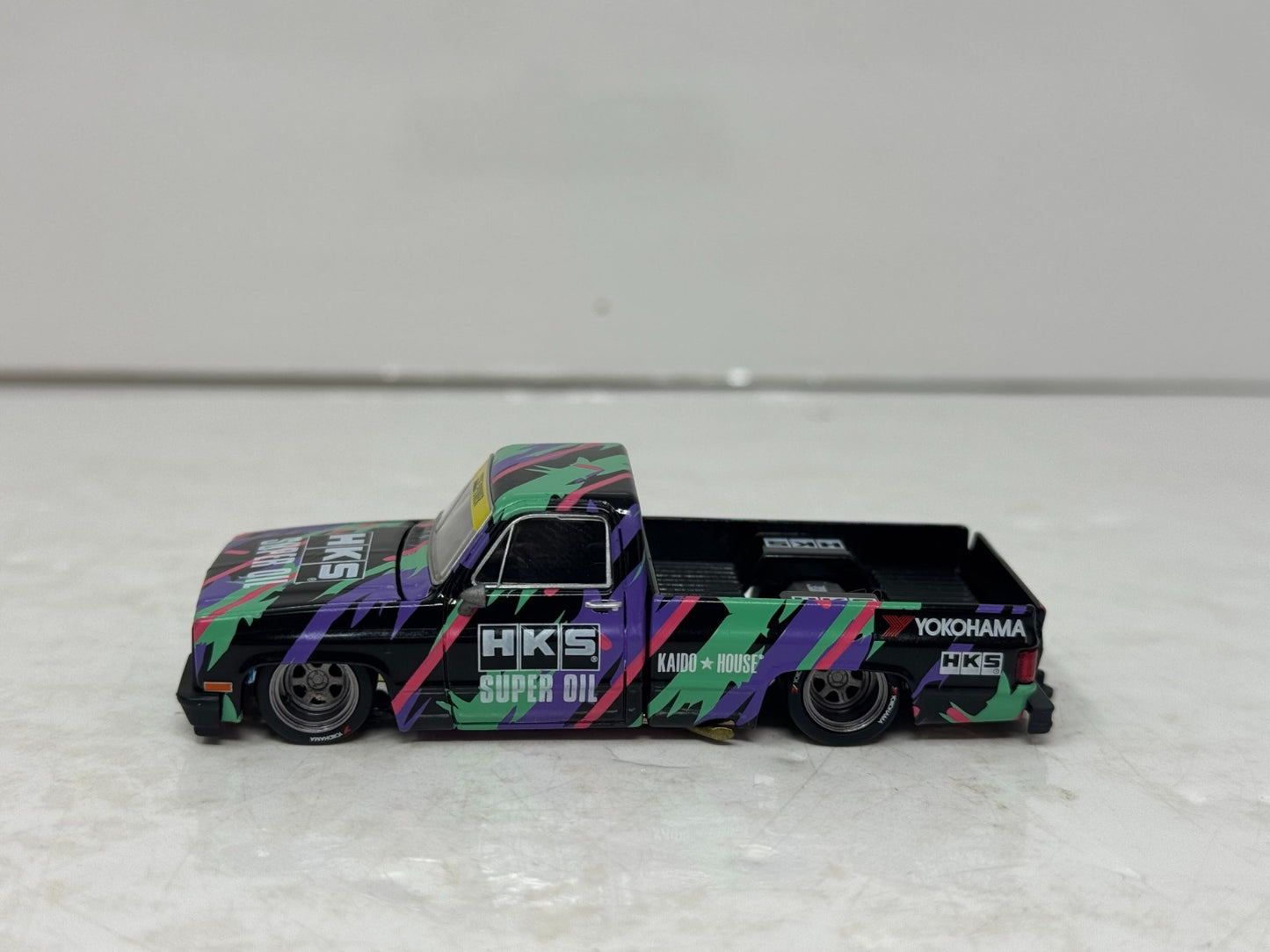 Kaido House Mini GT Chevrolet Silverado Kaido HKS V1 1:64 Diecast