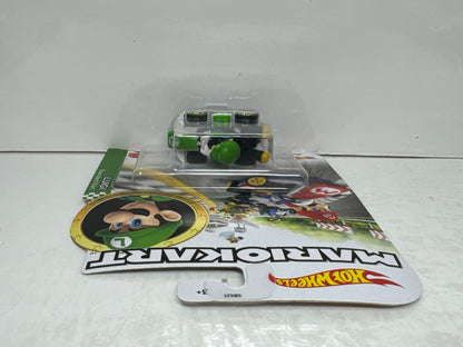 Hot Wheels Mario Kart Luigi Standard Kart 1:64 Diecast