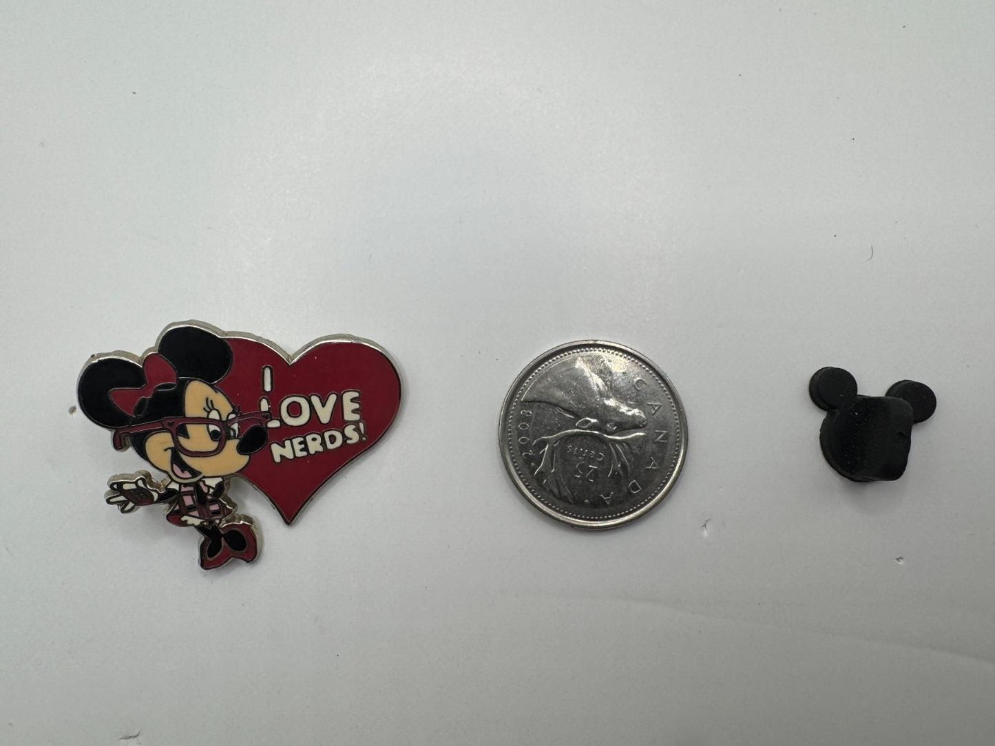 Disney Nerds Rock! Minnie Mouse Hip Lanyard Starter Trading Pin DC2S2
