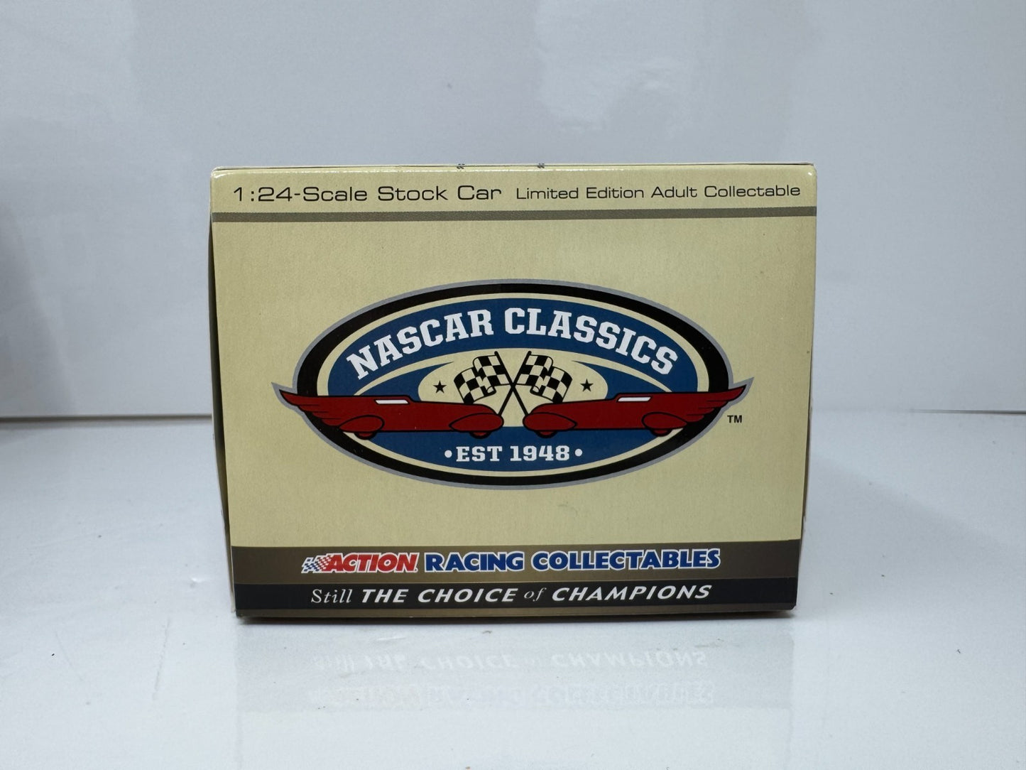 Action NASCAR Dale Earnhardt #96 Cardinal Tractor 1978 Ford Torino 1:24 Diecast
