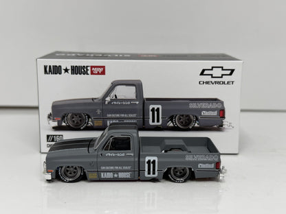 Kaido House Mini GT Chevrolet Silverado Kaido V2 1:64 Diecast
