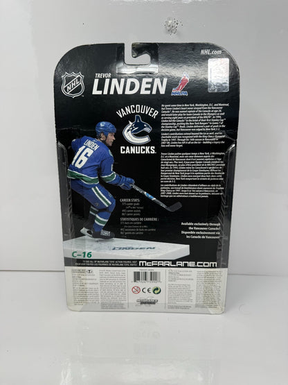 McFarlane NHL Trevor Linden Vancouver Canucks Canadian Exclusive Figure
