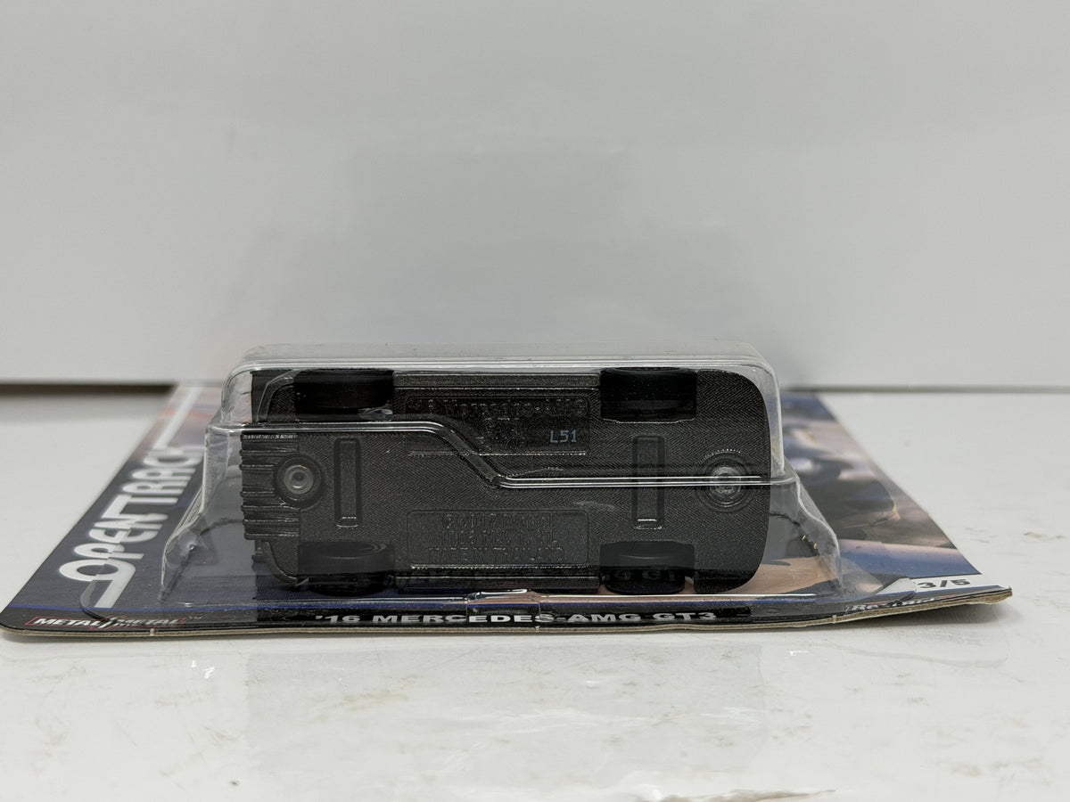 Hot Wheels Premium Open Track 2016 Mercedes-AMG GT3 1:64 Diecast