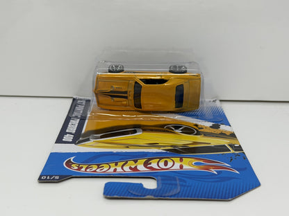 Hot Wheels Muscle Mania 1967 Pontiac Firebird 400 1:64 Diecast Yellow