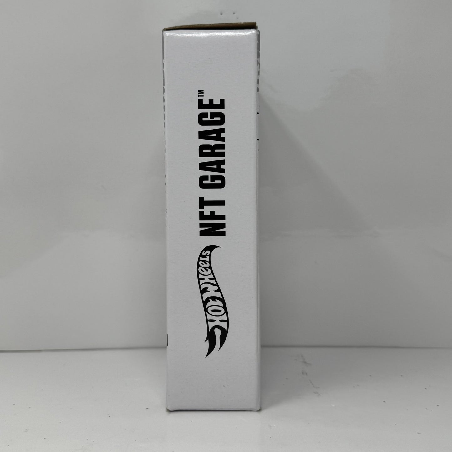Hot Wheels NFTG Garage 1969 Chevrolet Camaro Street Power 1:64 Diecast