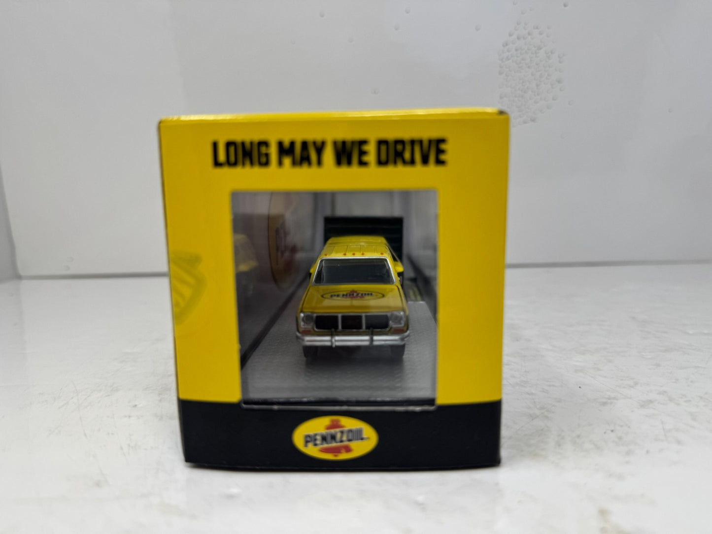 M2 Machines Pennzoil 1973 Sierra 3500 & 1959 Chevy Corvette XP-86 1:64 Diecast