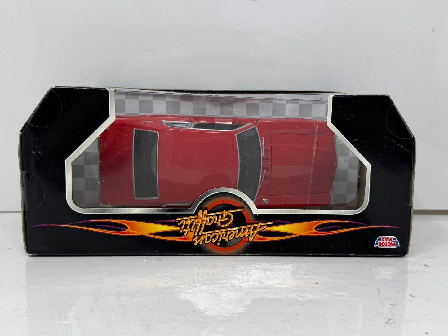 Motormax American Graffiti 1974 Ford Maverick Grabber 1:24 Diecast