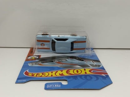 Hot Wheels Muscle Mania 1967 Oldsmobile 442 1:64 Diecast Gulf U.S. Card