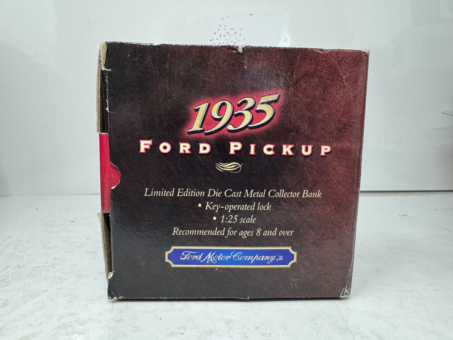 Liberty Classics Canadian Tire 1935 Ford Pickup BANK 1:24 Diecast