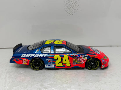 Action Nascar #24 Jeff Gordon DuPont NEXTEL Inaugural Season 2004 1:24 Diecast