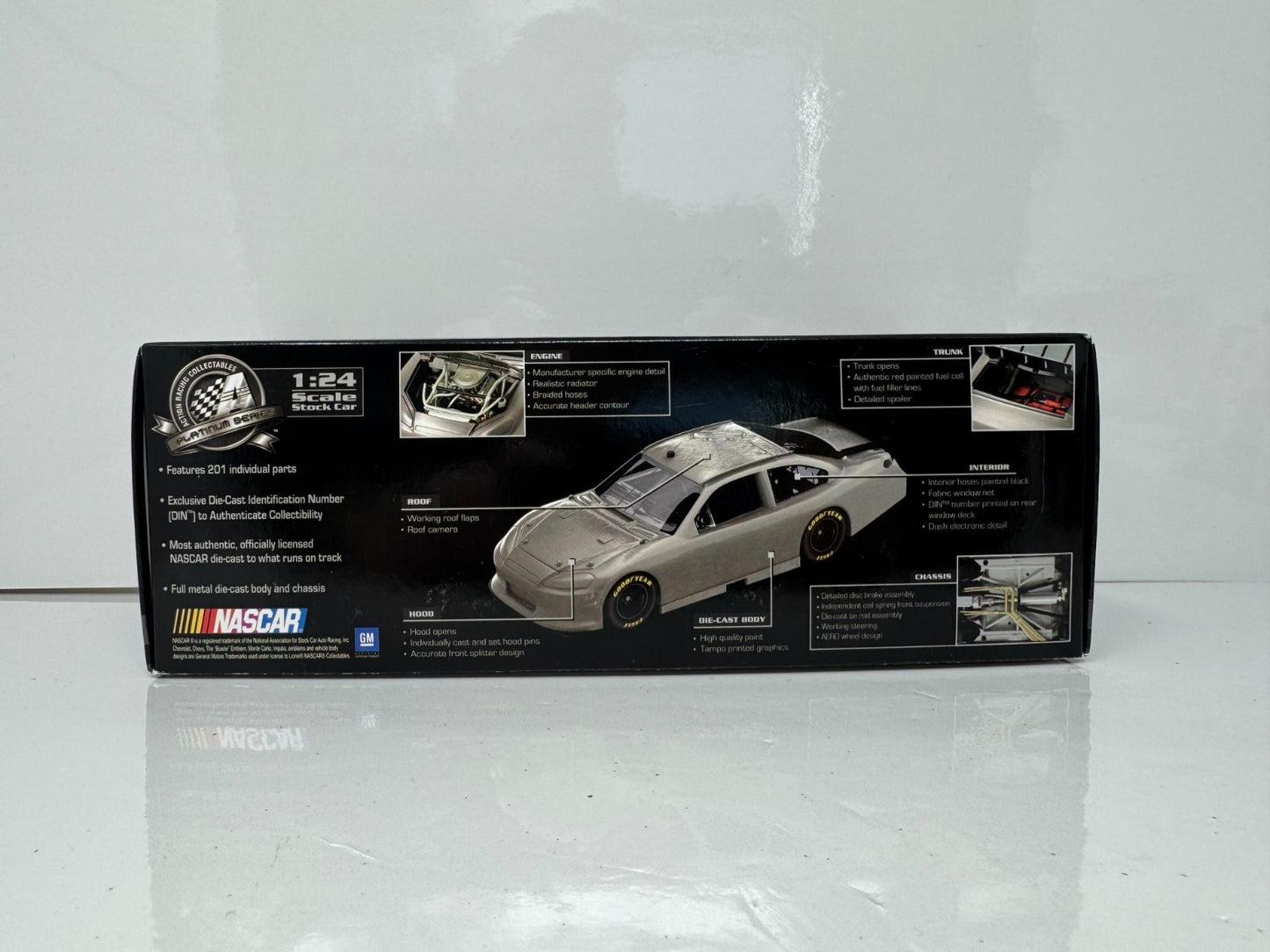 Lionel NASCAR Kasey Kahne #5 Quaker State 2012 Chevrolet Impala 1:24 Diecast