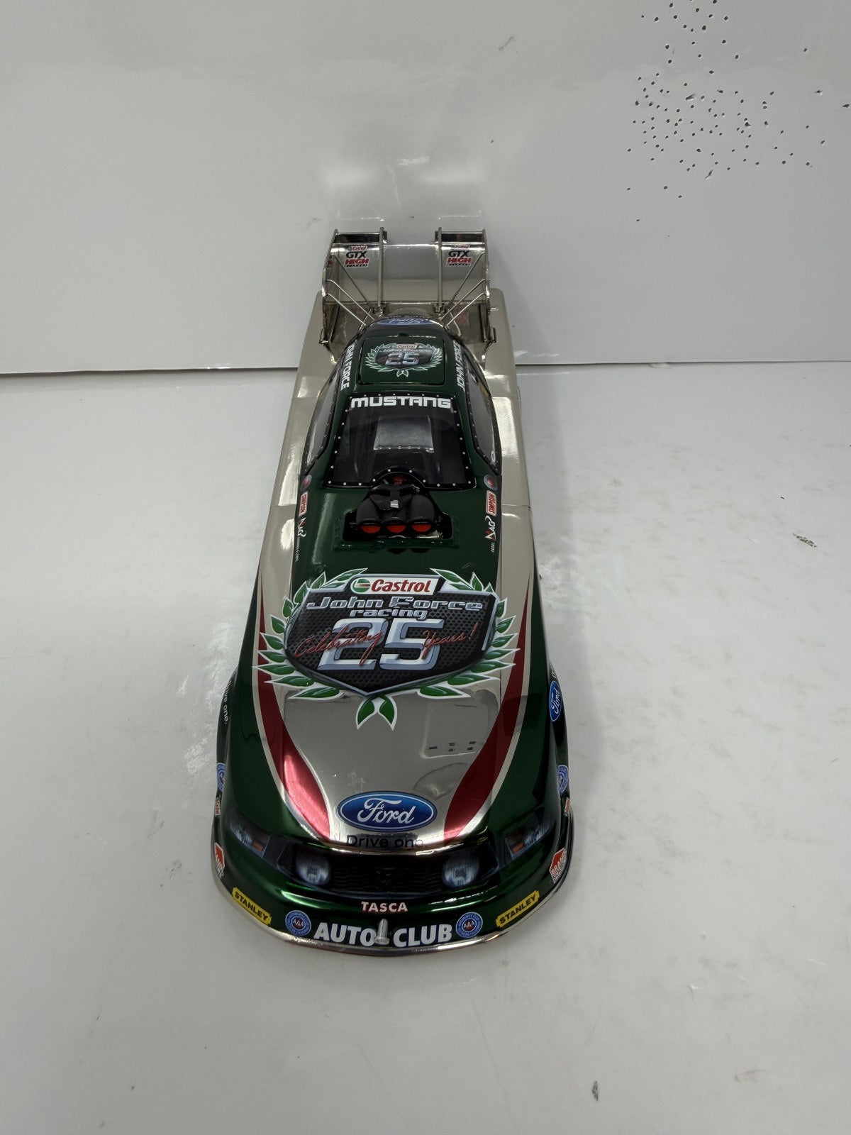 Action NHRA John Force Castrol 25th Anniversary 2010 Mustang 1:24 Diecast
