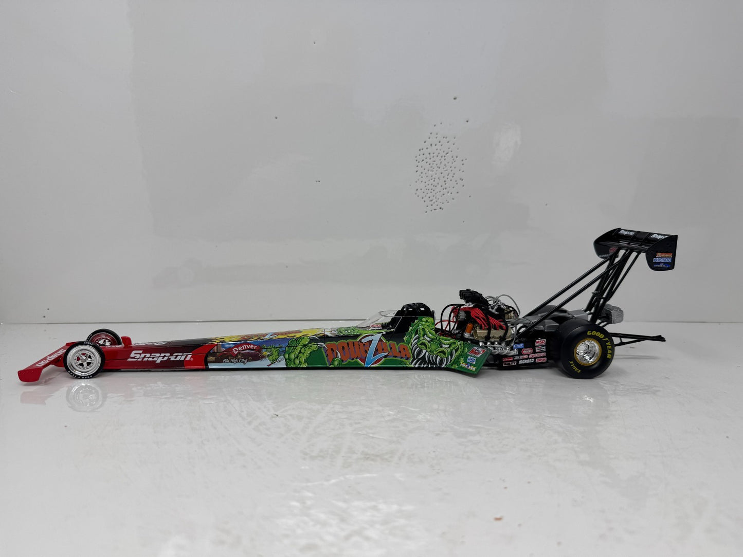 Action NHRA Doug Herbert Snap-On Dougzilla Denver Top Fuel Dragster 1:24 Diecast