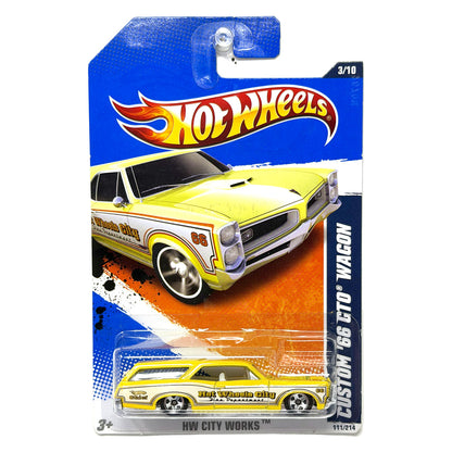 Hot Wheels HW City Works Custom 1966 Pontiac GTO Wagon 1:64 Diecast Yellow