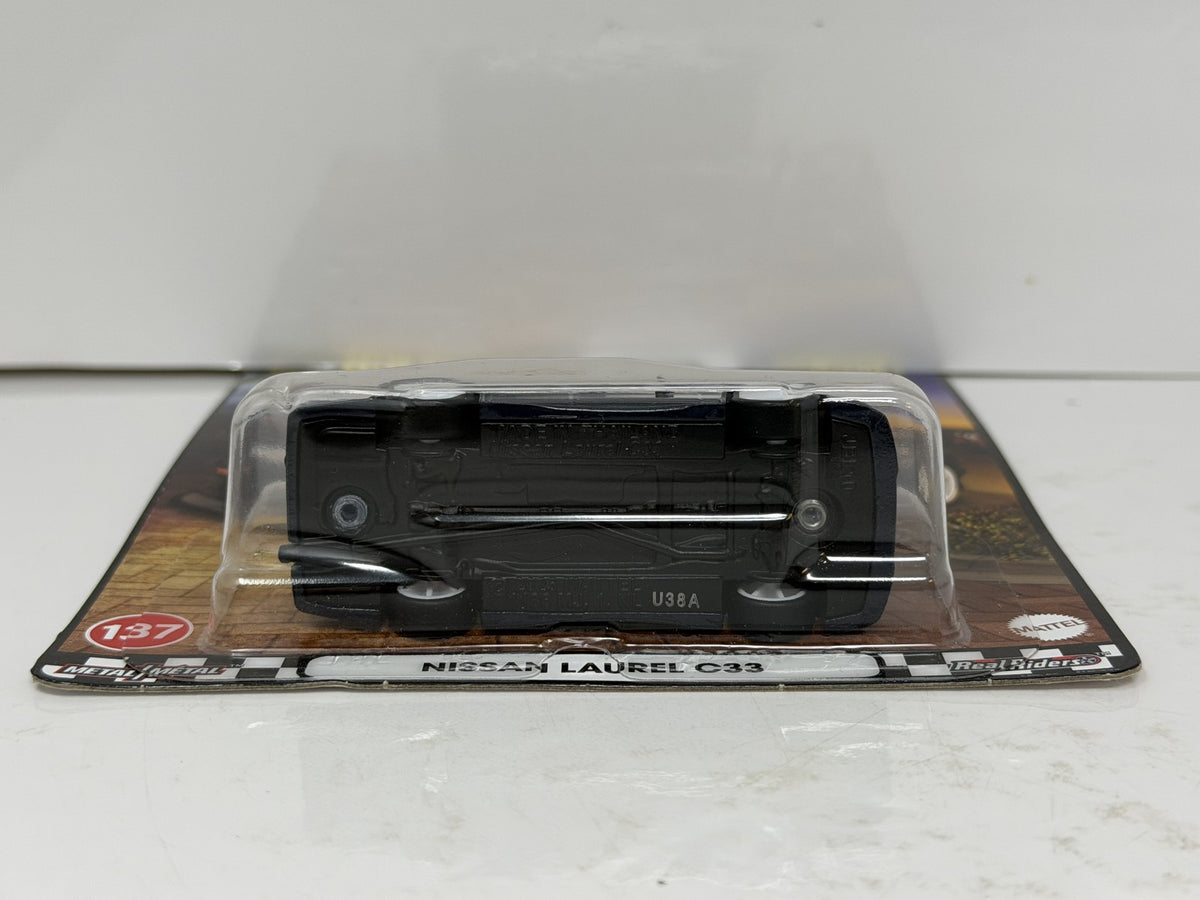 Hot Wheels Premium Boulevard #137 Nissan Laurel C33 1:64 Diecast