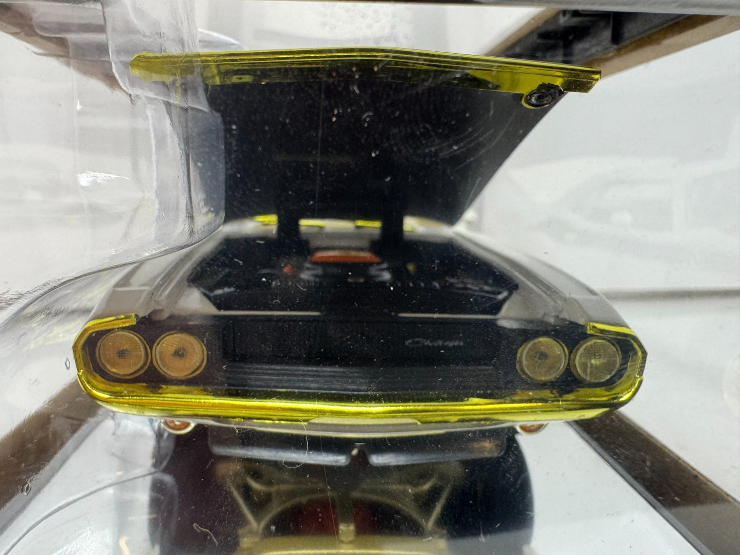 M2 Machines 1970 Dodge Challenger TA Detroit Muscle CHASE 1:24 Diecast Gold Rims