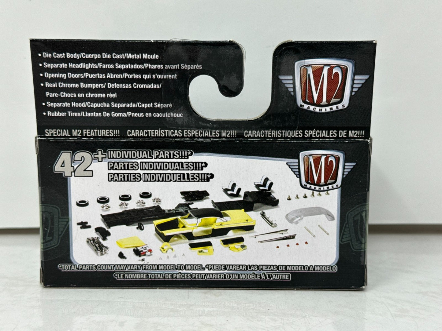 M2 Machines 1970 Chevrolet El Camino Auto-Vault Flames 1:64 Diecast