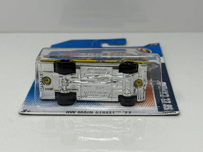 Hot Wheels HW Main Street '11 1968 Chevy El Camino 1:64 Diecast Factory Sealed