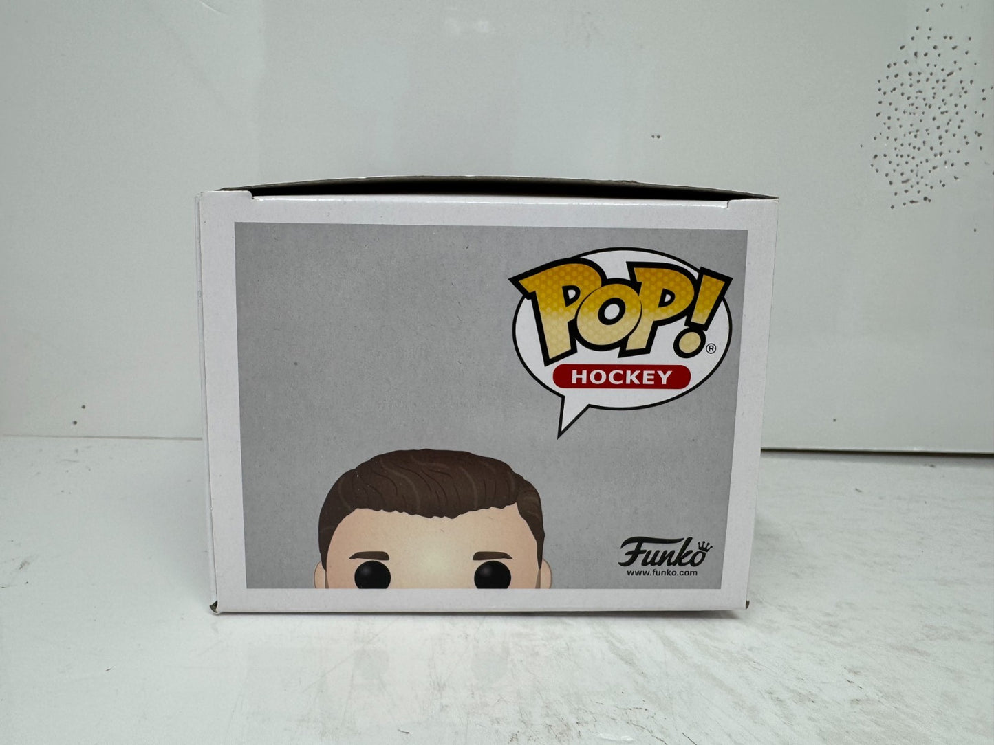 Funko Pop! Hockey Nathan MacKinnon #53 Colorado Avalanche Vinyl Figure