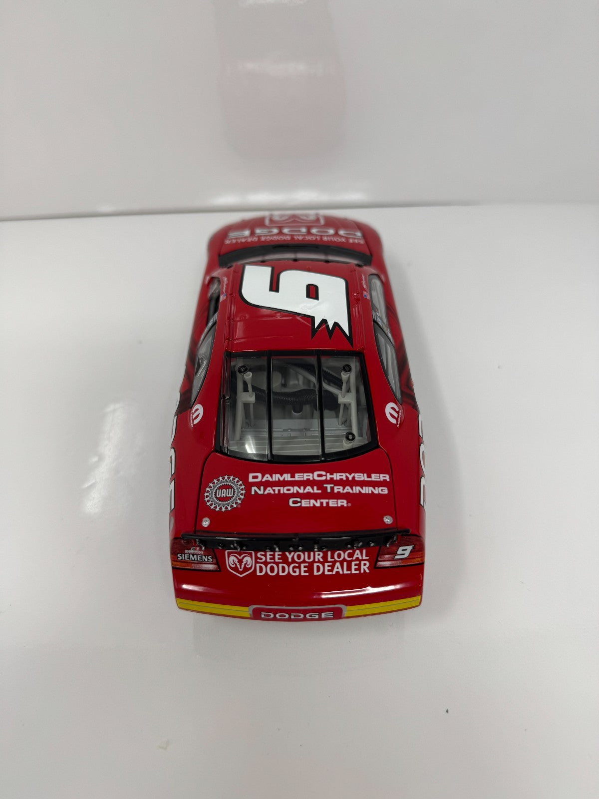 Action NASCAR Kasey Kahne #9 Dodge Dealers 2004 Intrepid 1:24 Diecast