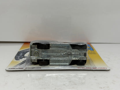 Hot Wheels Marvel Iron Man 1934 Dodge Delivery 1:64 Diecast Real Riders