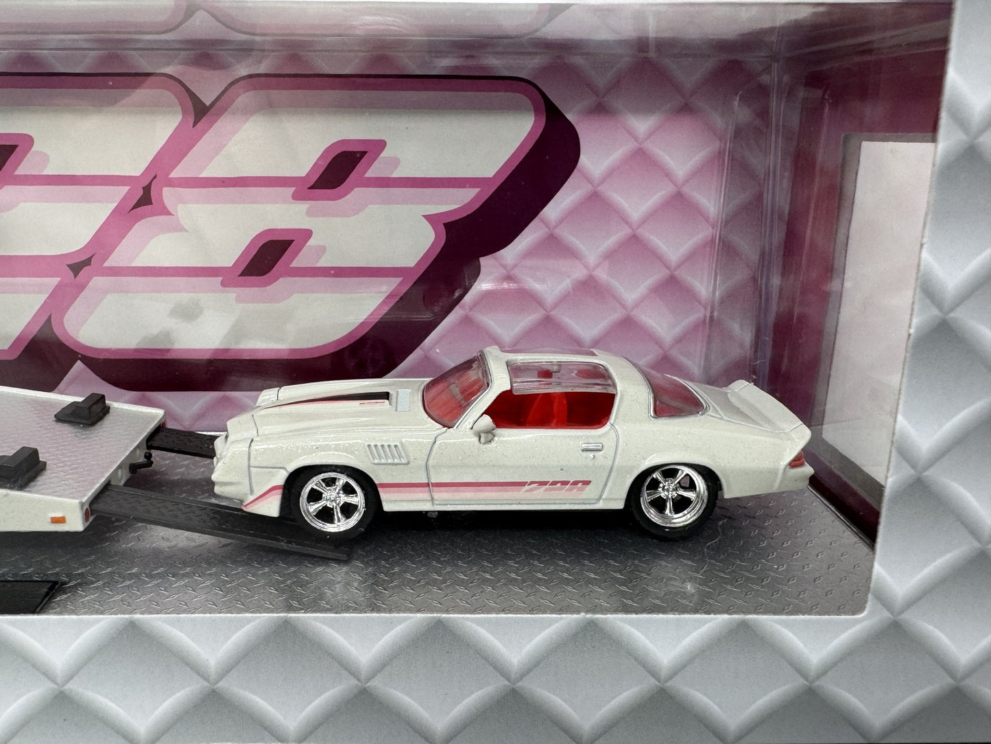 M2 Machines Z28 Chevrolet Camaro Z28 & Ramp Truck 1:64 Diecast