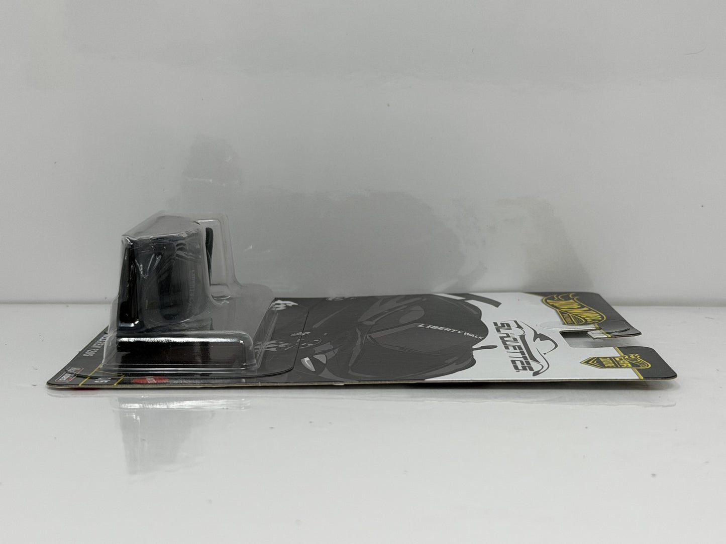 Hot Wheels Premium Silhouettes LB-Works McLaren 720S CHASE 0/5 1:64 Diecast