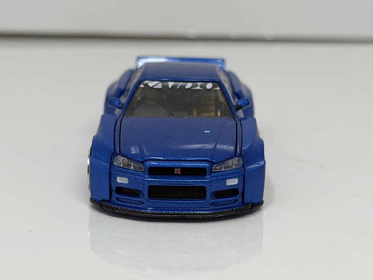 Kaido House Mini GT Nissan Skyline GT-R R34 Shinjuku V2 1:64 Diecast