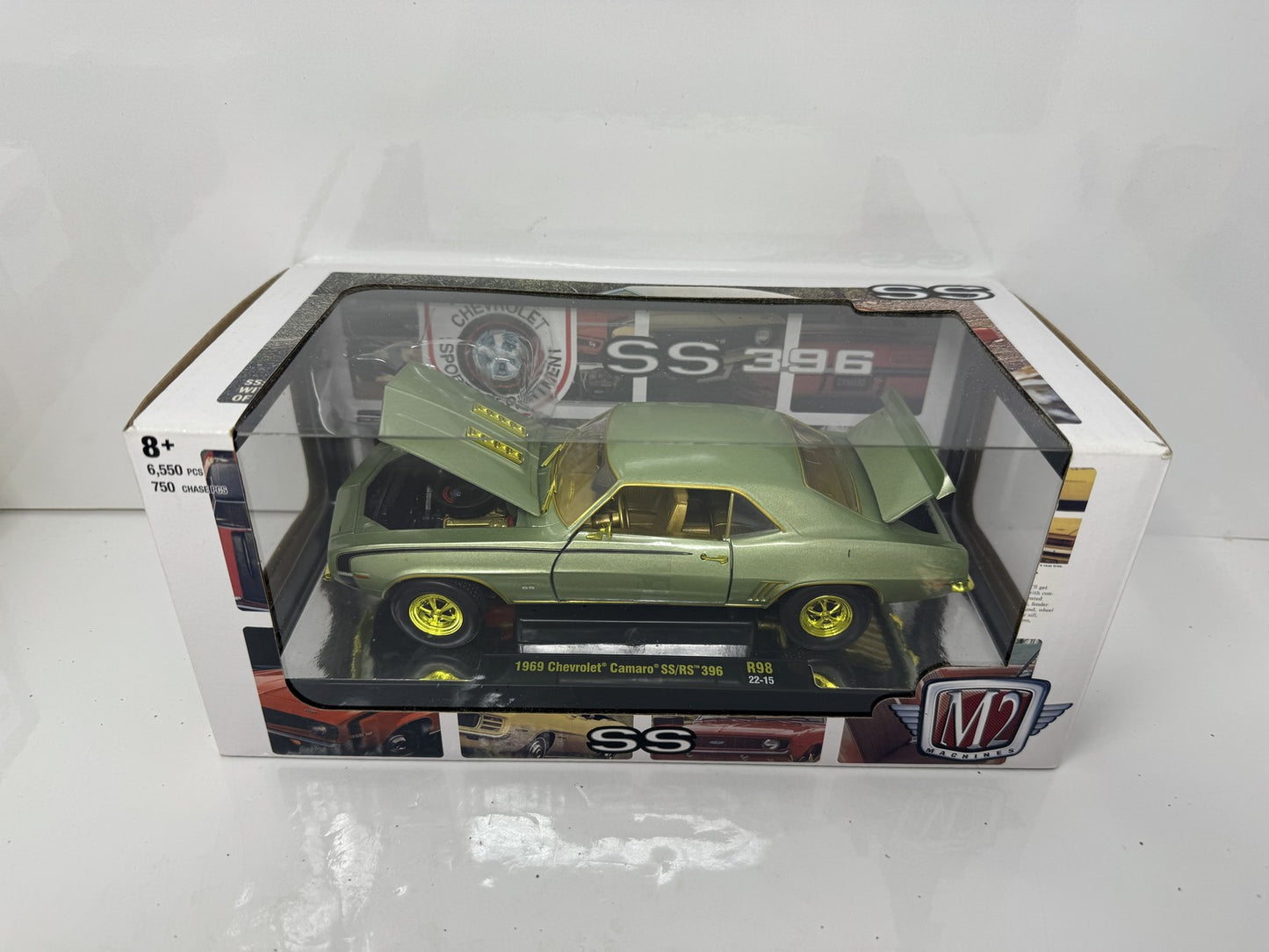 M2 Machines SS 1969 Chevrolet Camaro SSRS 396 CHASE 1:24 Diecast