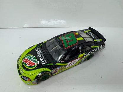 Action NASCAR Jeremy Mayfield #19 Mountain Dew 2004 Dodge Intrepid 1:24 Diecast