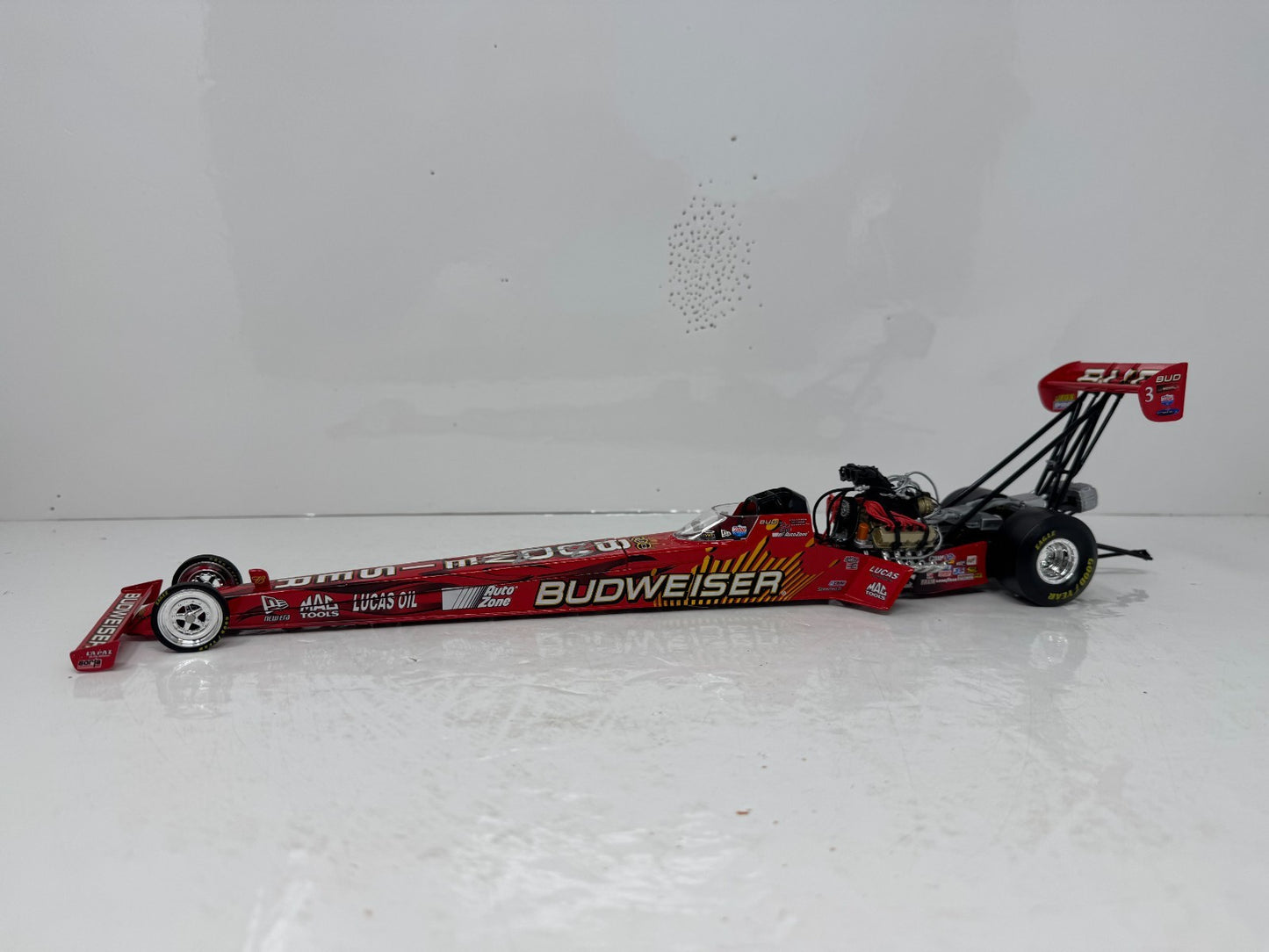 Action NHRA Brandon Bernstein Budweiser AUTO 2005 Top Fuel Dragster 1:24 Diecast