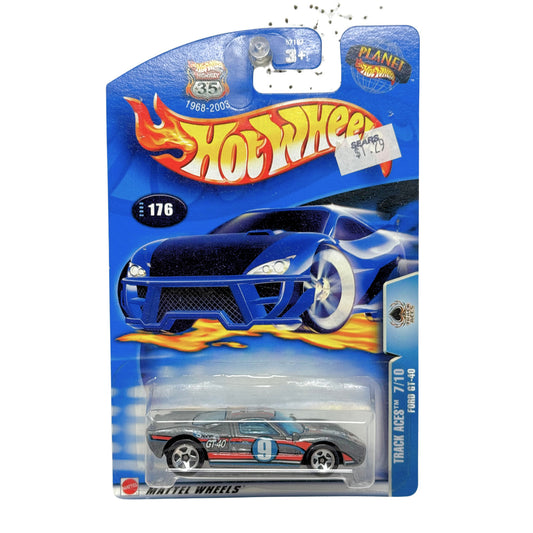 Hot Wheels Track Aces Ford GT-40 1:64 Diecast