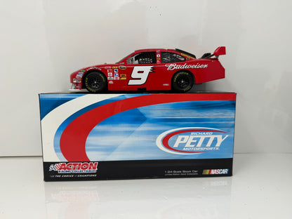 Action NASCAR Kasey Kahne #9 Budweiser 2010 Ford Fusion 1:24 Diecast