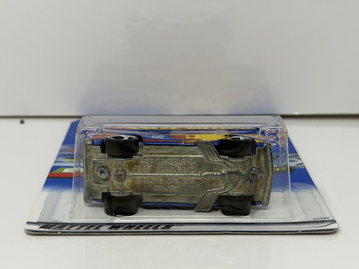 Hot Wheels 1985 Chevrolet Camaro IROC-Z 1:64 Diecast Walmart Exclusive 2012