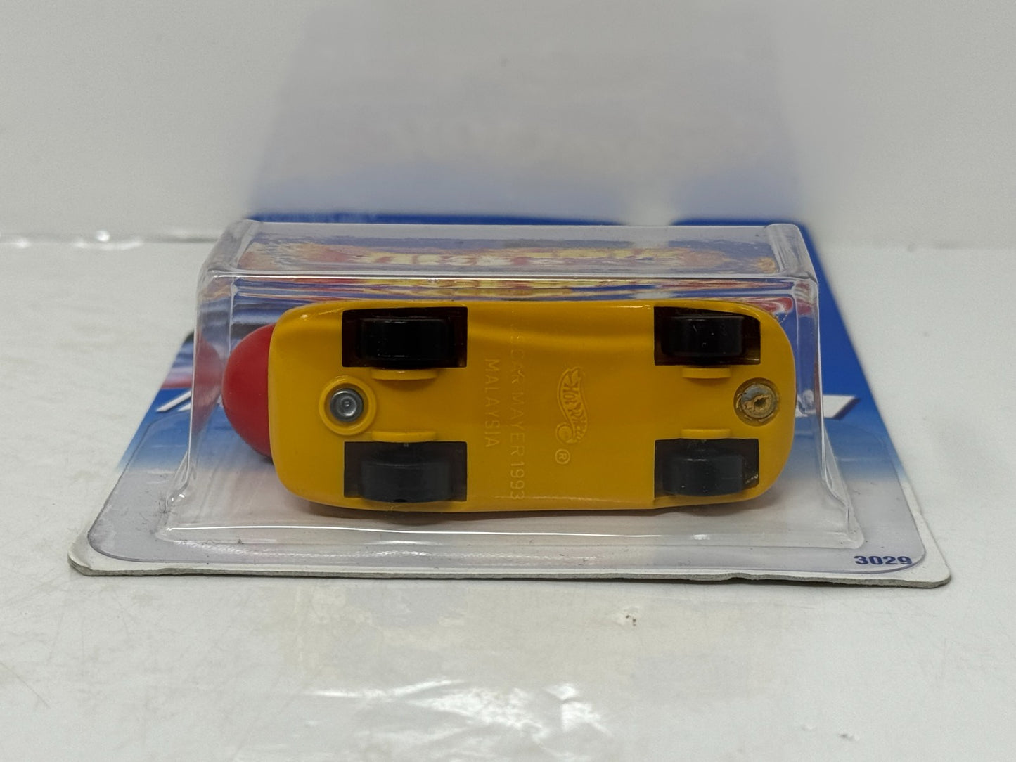 Hot Wheels Oscar Mayer Wienermobile 1:64 Diecast
