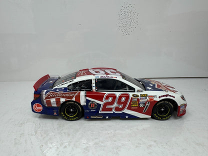 Lionel Nascar #29 Kevin Harvick Budweiser Salutes 2013 Chevy SS 124 Diecast