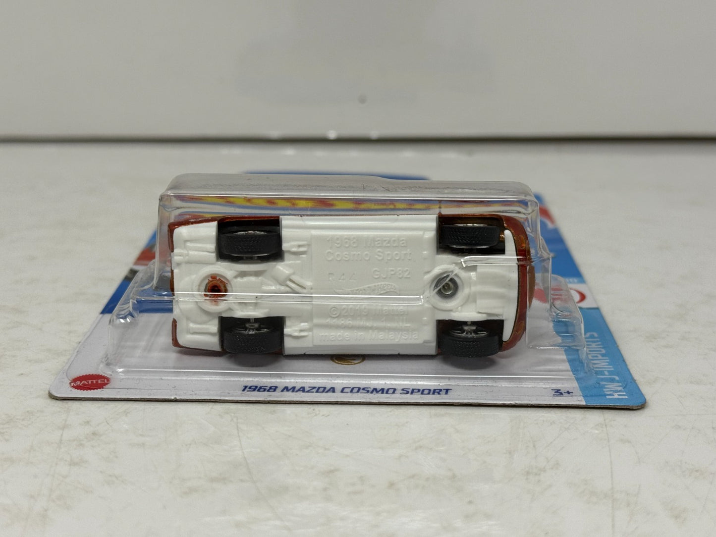 Hot Wheels Super Treasure Hunt 1968 Mazda Cosmo Sport 1:64 Diecast