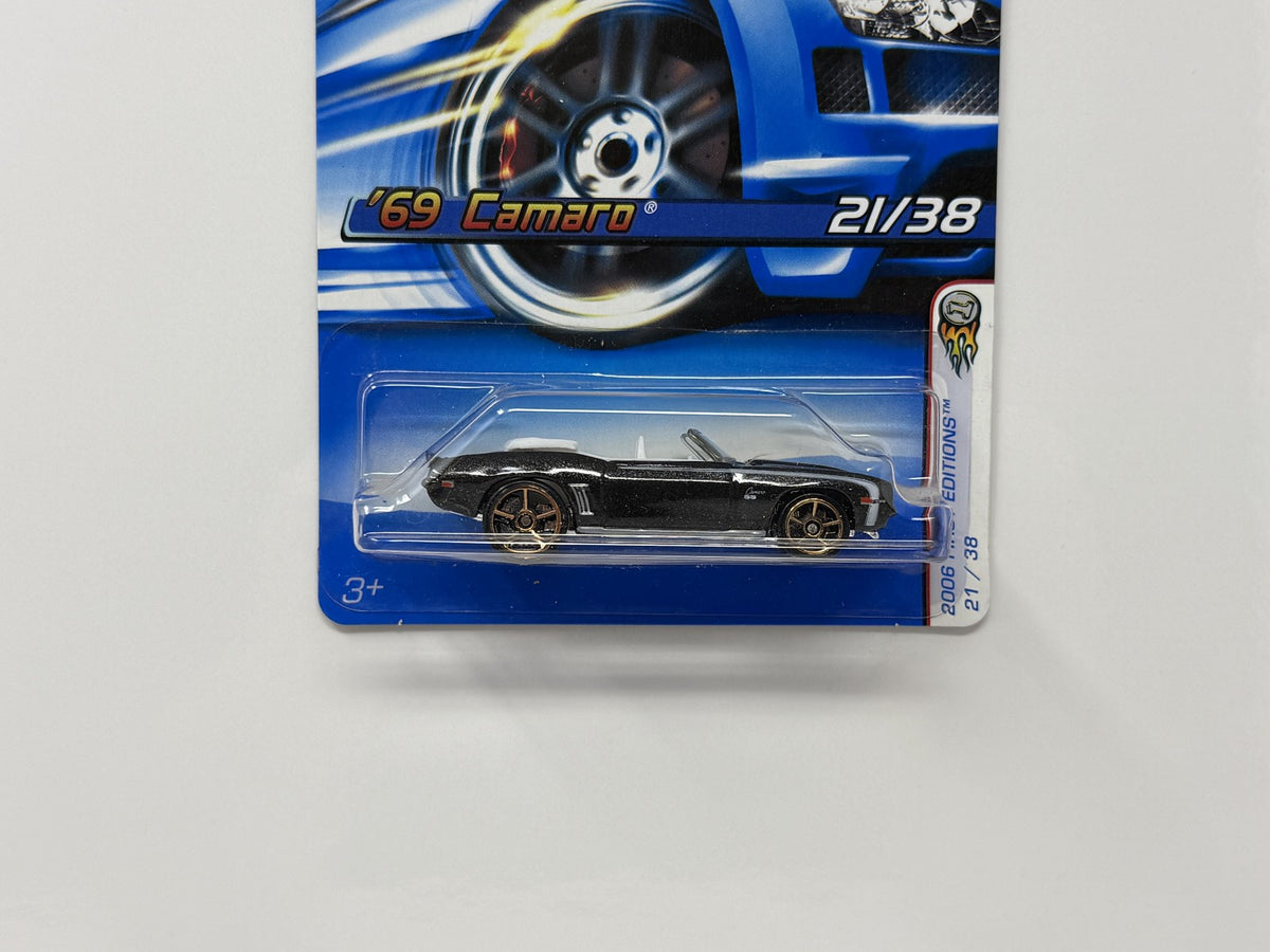 Hot Wheels 2006 First Editions 1969 Chevrolet Camaro 1:64 Diecast Black WV1