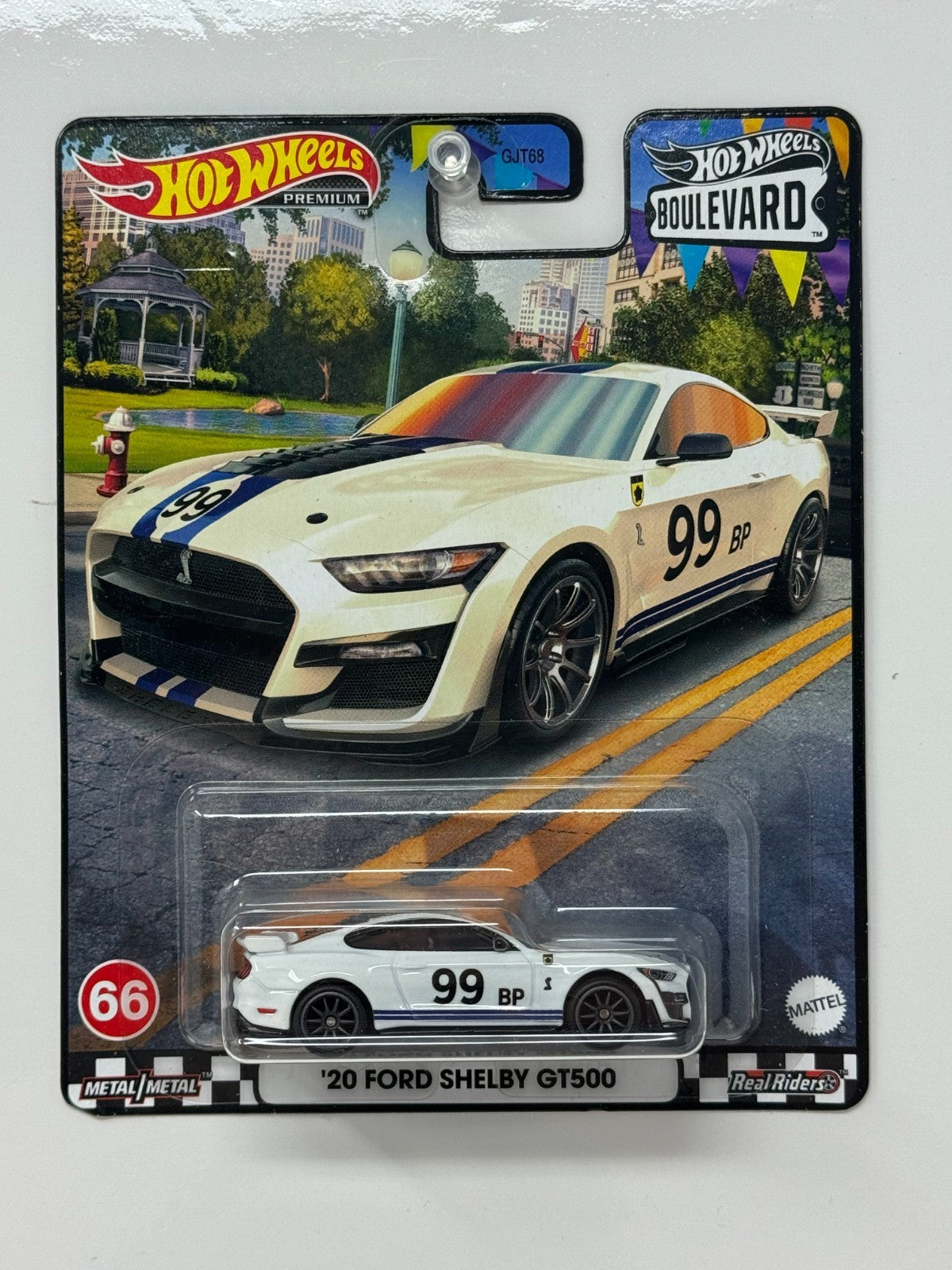 Hot Wheels Premium Boulevard #66 2020 Ford Shelby GT500 1:64 Diecast