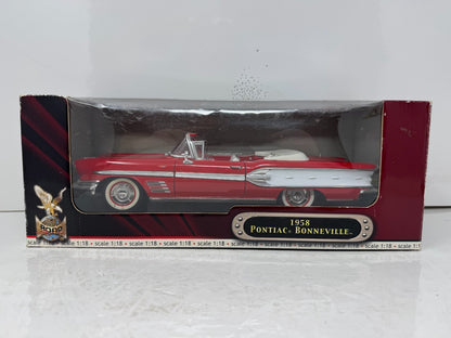 Road Signature 1958 Pontiac Bonneville Convertible 1:18 Diecast