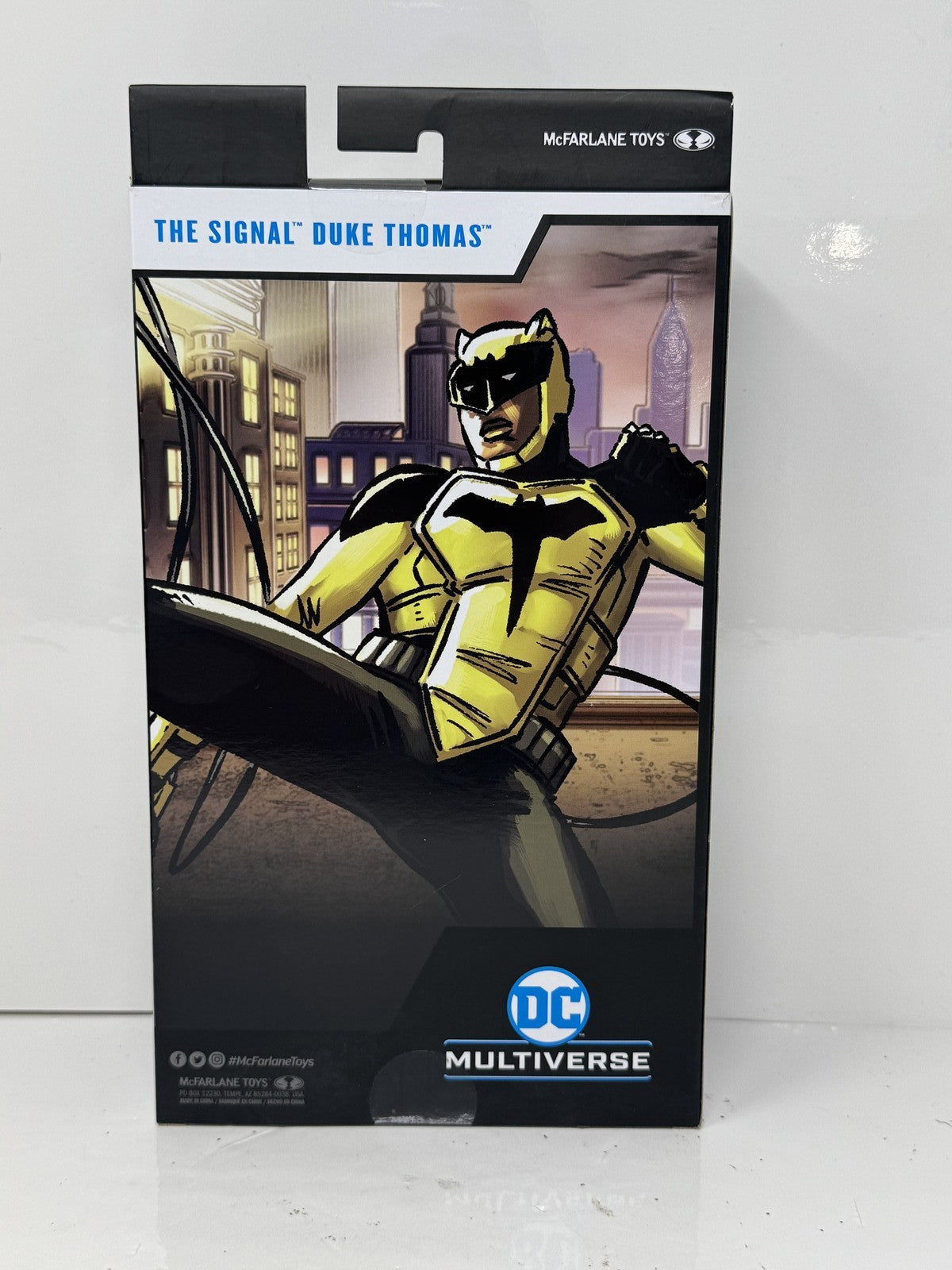McFarlane DC Multiverse The Signal Duke Thomas Action Figure