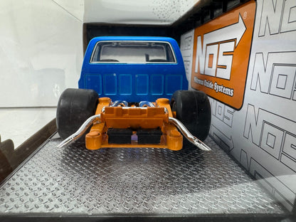M2 Machines 1973 Chevrolet Cheyenne 10 NOS Nitrous Oxide 1:24 Diecast