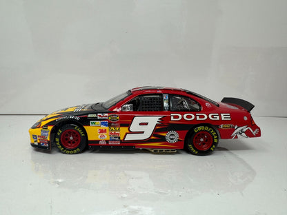 Action NASCAR Kasey Kahne #9 Mad Magazine 2004 Dodge Intrepid 1:24 Diecast