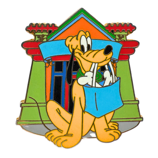 WDW Disney Pluto at World of DS Walt Disney World Attractions Trading Pin DC1S10