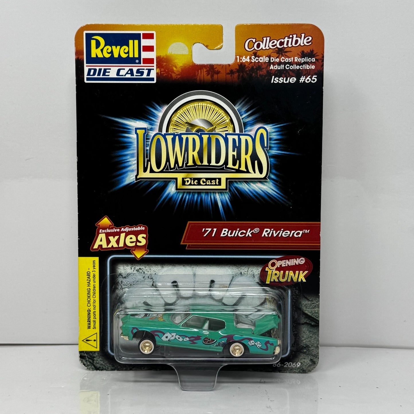 Revell Lowriders 1971 Buick Riviera 1:64 Diecast