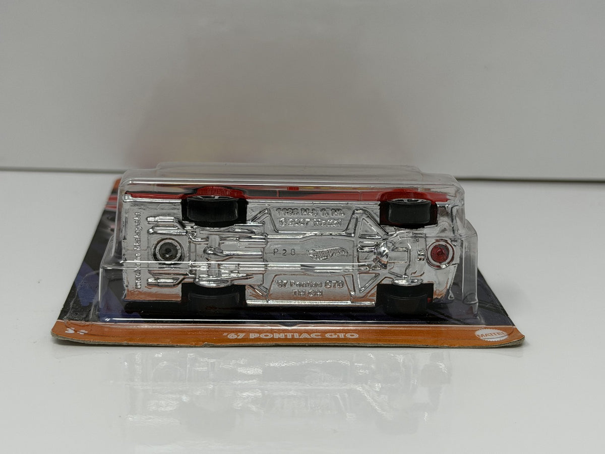 Hot Wheels Convertible Series 1967 Pontiac GTO 1:64 Diecast Red