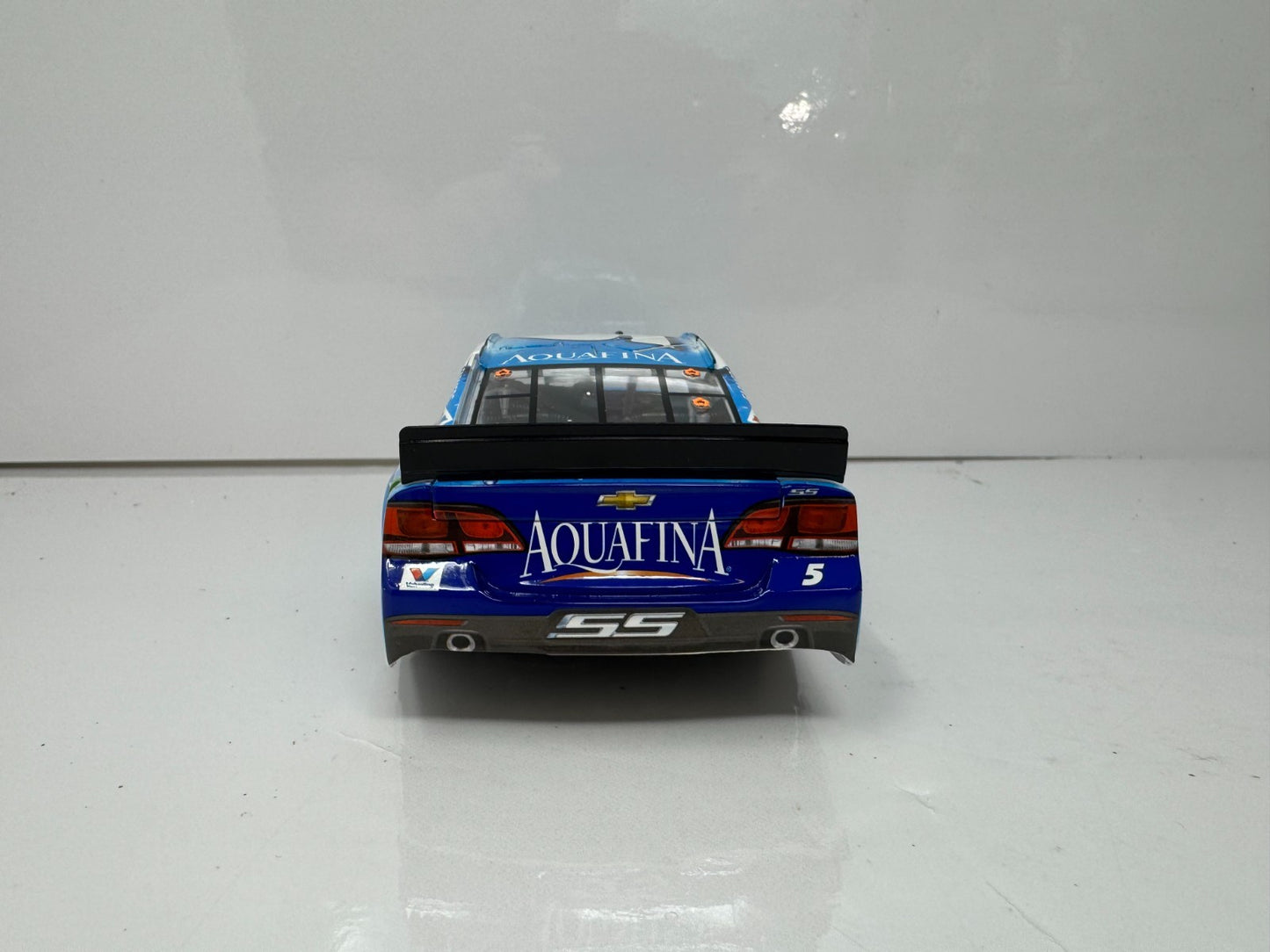 Lionel NASCAR #5 Kasey Kahne Aquafina 2015 SS 1:24 Diecast